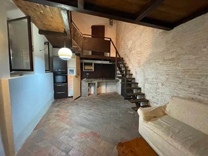 Appartamento trilocale in affitto in Via Cherubino Alberti, Centro, Sansepolcro