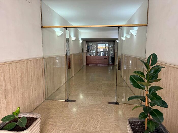 Appartamento bilocale in vendita in Via Raimondo Montecuccoli, Roma