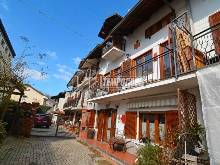 Casa quadrilocale in affitto in Via San Francesco al Campo, Rivarossa