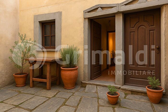 Appartamento bilocale in vendita in Vicolo Pozzo, Besana In Brianza