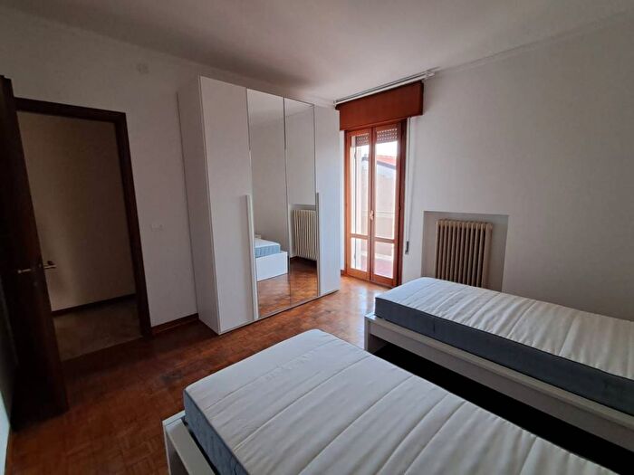 Appartamento con 5 locali in affitto in Via Jacopo Crescini, Santa Rita, Padova