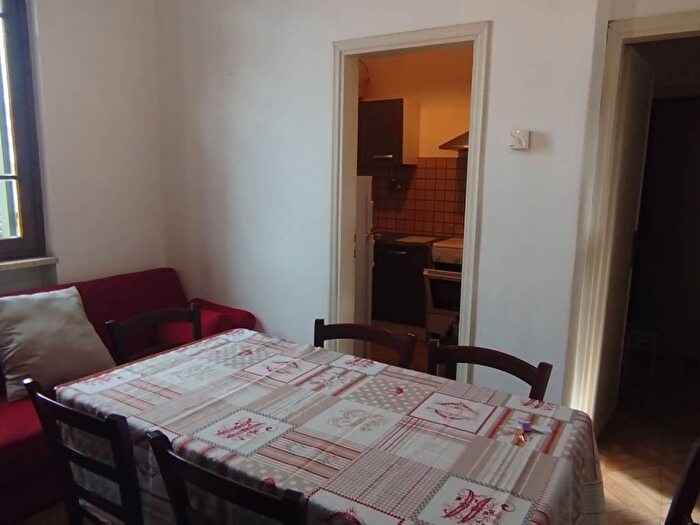 Appartamento trilocale in affitto in Via Giovan Battista Perasso, Lido di Camaiore, Camaiore