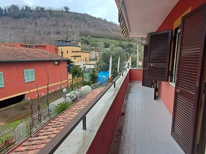 Appartamento trilocale in affitto in Via Cofanara, Via Campana Cigliano, Pozzuoli