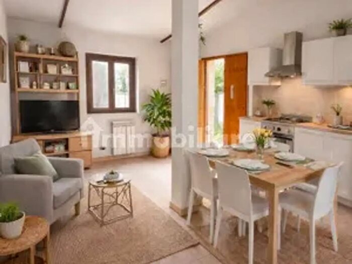 Casa bilocale in vendita in Via Umberto Badini, Cerveteri