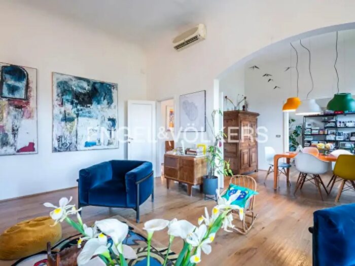 Appartamento con 6 locali in affitto in Viale del Poggio Imperiale, Firenze