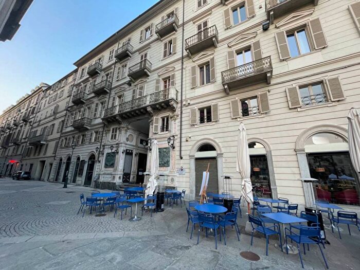 Appartamento bilocale in affitto in Via Cesare Battisti, Via Roma, Torino