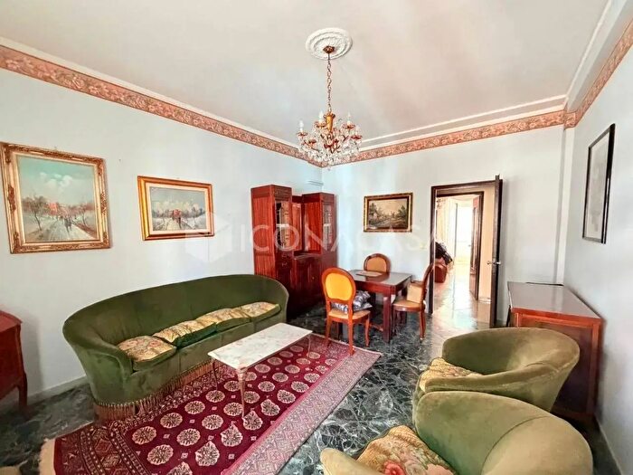 Appartamento quadrilocale in vendita in Viale Japigia c, Bari