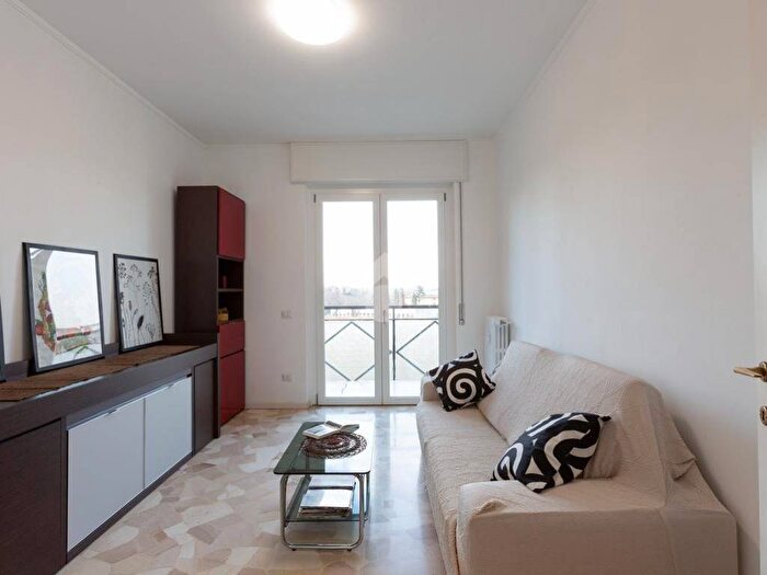 Appartamento bilocale in affitto in Via Lanfranco della Pila, Niguarda, Milano