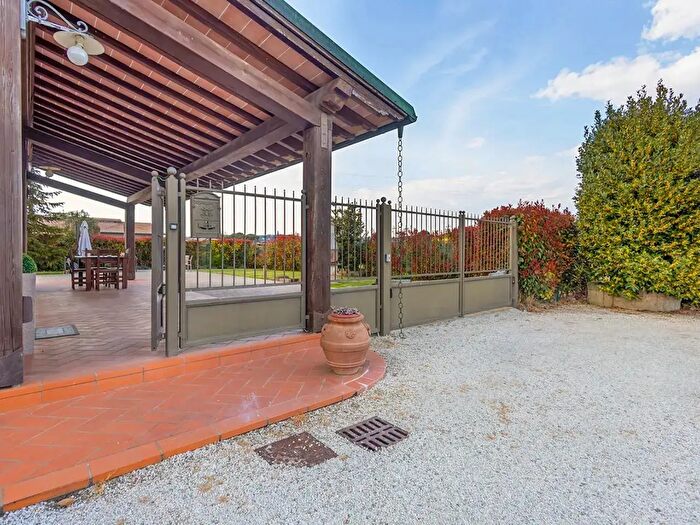 Casa con 5 locali in vendita in Castelfranco Di Sotto