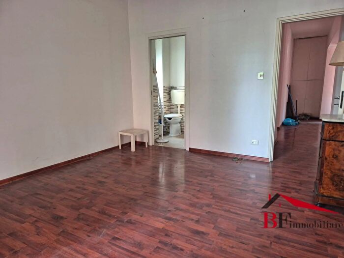 Appartamento trilocale in vendita in Piazza Abramo Lincoln, Catania