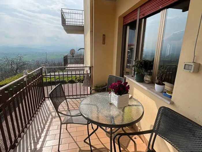 Appartamento con 10 locali in vendita in Via Teofilo Patini, Castel Frentano