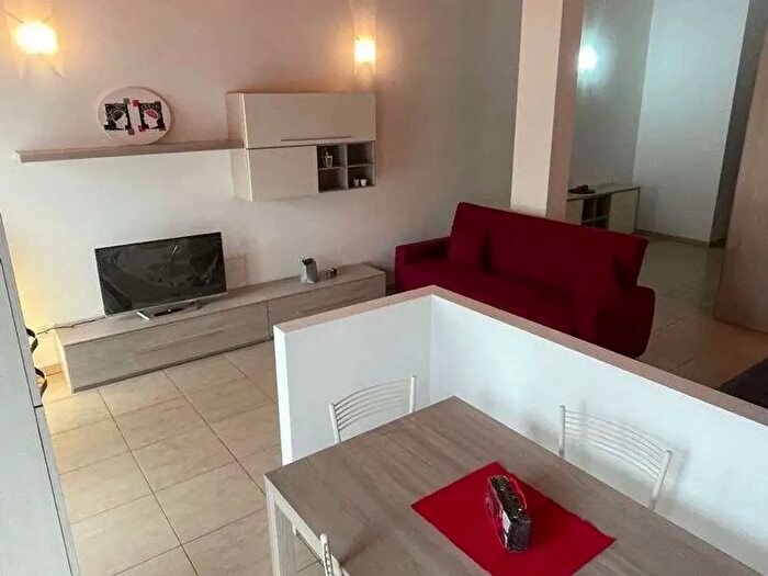 Appartamento bilocale in vendita in Via Aldo Moro, Travedona Monate