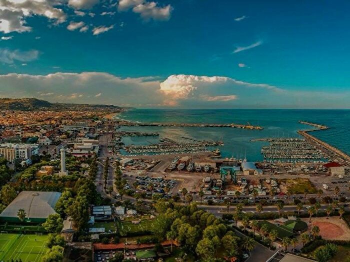 Appartamento con 5 locali in affitto in Via Balilla Galanti, Santa Lucia, San Benedetto del Tronto
