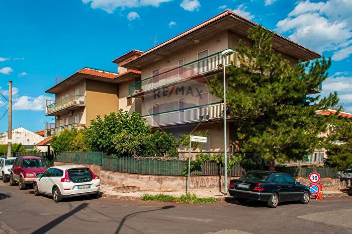 Appartamento quadrilocale in vendita in Via Vincenzo Grasso, Acireale