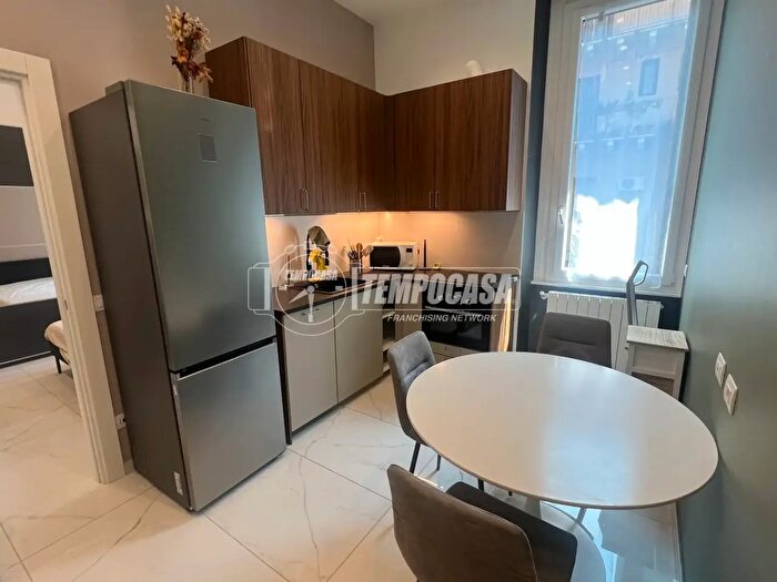 Appartamento bilocale in vendita in Via Federico Confalonieri, Milano