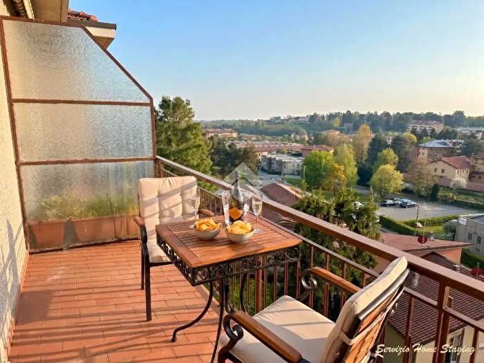 Appartamento trilocale in vendita in Via Palestro, Missaglia