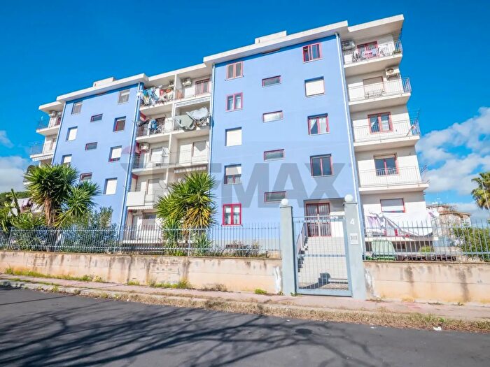 Appartamento trilocale in vendita in Via Empedocle, Caltagirone