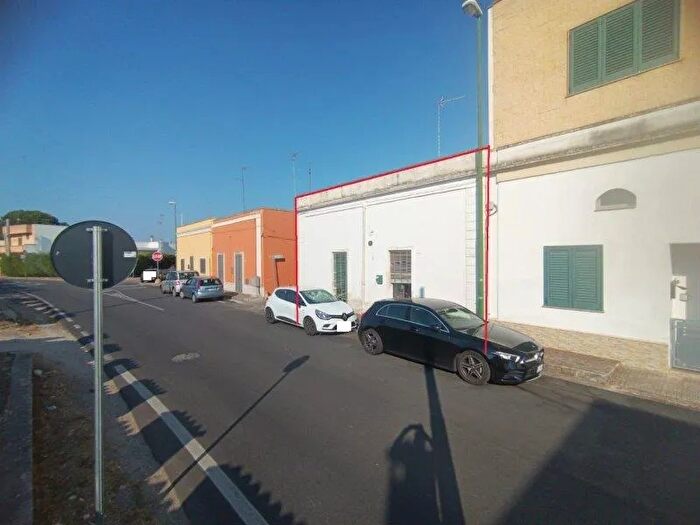 Casa con 5 locali in vendita in Via Leonardo da Vinci, Vernole