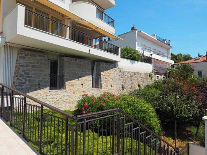 Appartamento quadrilocale in affitto in Barcola, Trieste