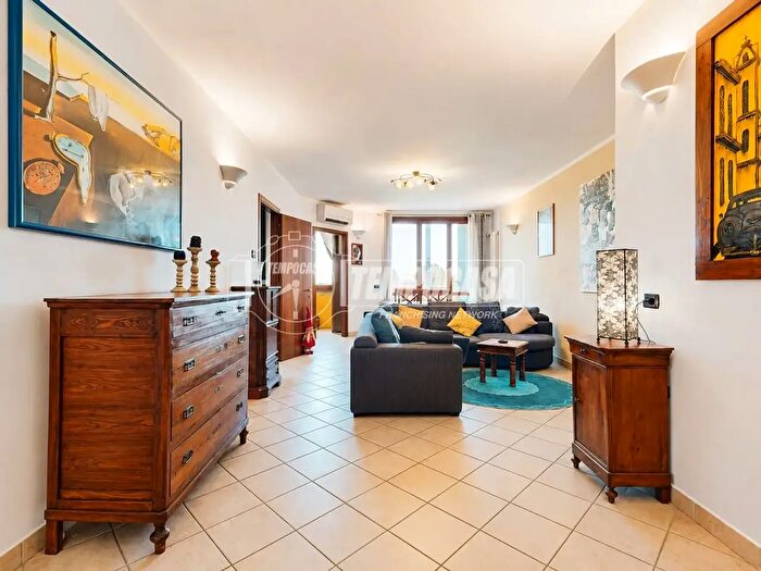 Appartamento trilocale in vendita in Via FontanaFontana, Rubiera