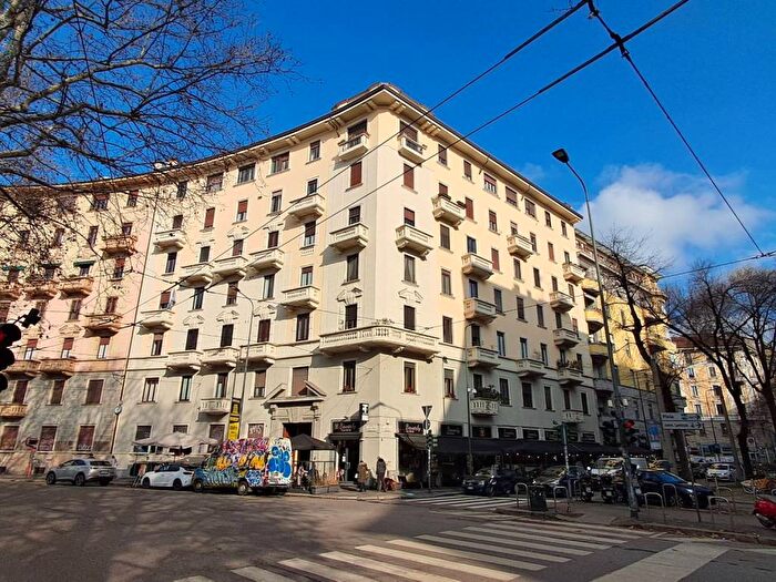 Appartamento bilocale in affitto in Piazzale Gabrio Piola, Città Studi, Milano