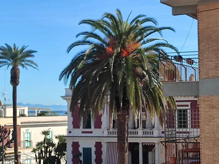 Appartamento quadrilocale in affitto in Via di Villa Adele, Centro Storico, Anzio