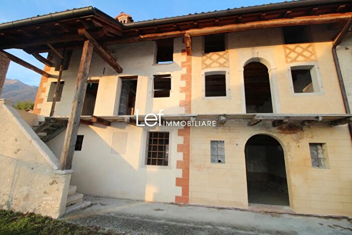 Casa quadrilocale in vendita in Cesiomaggiore