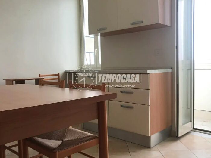 Appartamento quadrilocale in vendita in Via Fiume, Messina