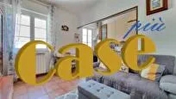 Casa con 5 locali in vendita in Massarosa