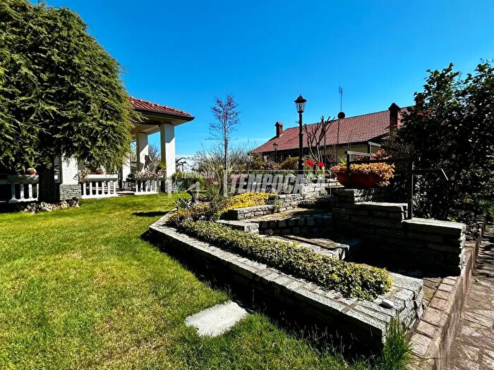 Case in Vendita e in Affitto - 3