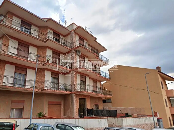 Appartamento bilocale in vendita in Via Libertà San Filippo Inf, Messina