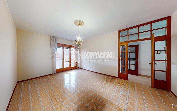 Casa quadrilocale in vendita in Via Papa Giovanni XXIII, Casamassima