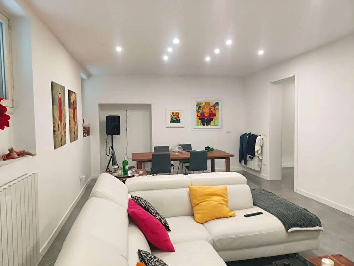 Appartamento trilocale in vendita in Via Corvaglia, Lecce