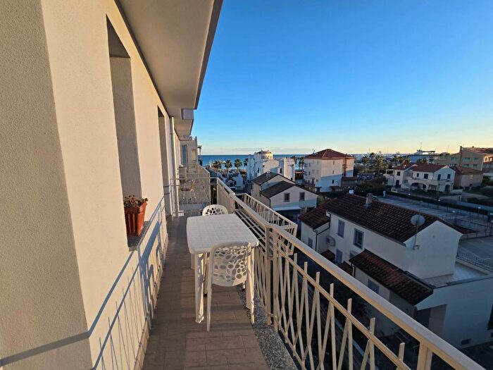 Appartamento bilocale in affitto in Via Goffredo Mameli, Centro, Pietra Ligure