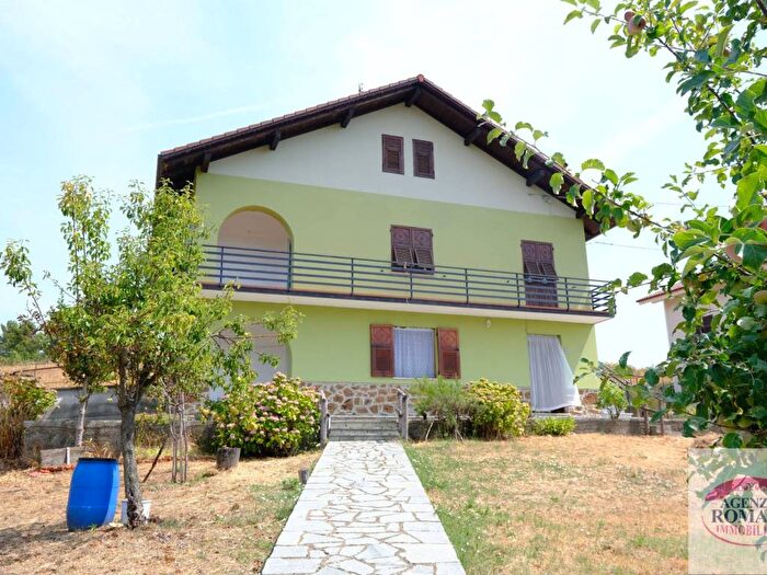 Casa con 6 locali in vendita in Frazione Sed Luvien, Sed Luvien, Ponzone
