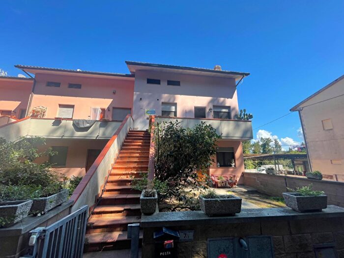 Appartamento con 5 locali in vendita in Crespina Lorenzana