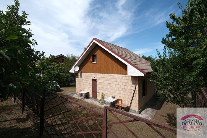 Case in Vendita e in Affitto - 3