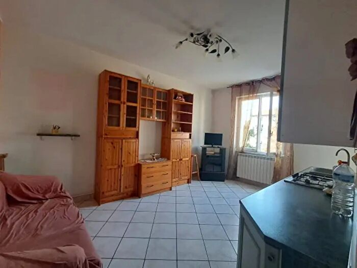 Appartamento bilocale in vendita in Via Brennero, Legnano