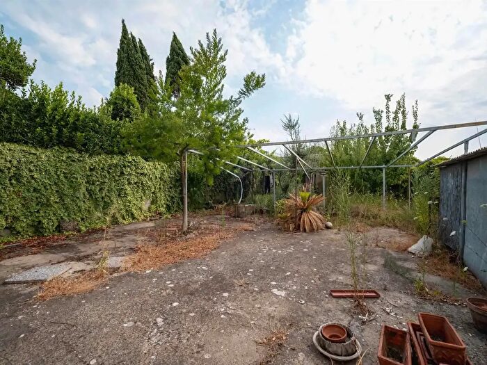 Appartamento con 6 locali in vendita in Via dei Mille, Campi Bisenzio