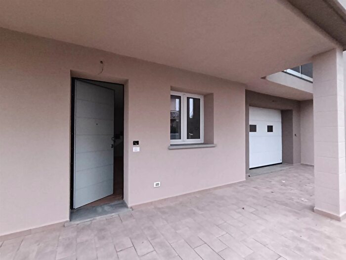 Casa con 5 locali in vendita in Borgo San Lorenzo