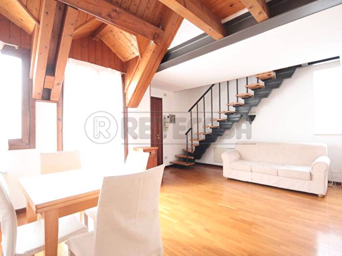 Appartamento con 5 locali in affitto in Viale Quintino Sella, Santa Bertilla Mercato Nuovo, Vicenza