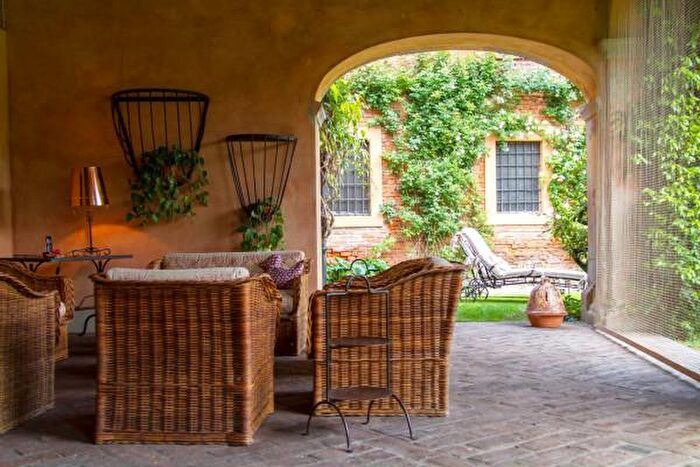 Casa con 6 locali in vendita in Via Giovanni Villa, Corte de Cortesi con Cignone