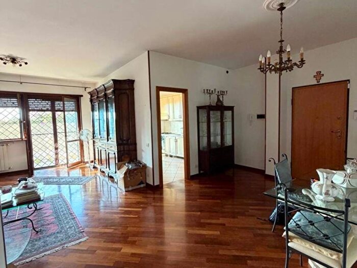 Appartamento trilocale in affitto in Via Cassia, La Storta, Roma