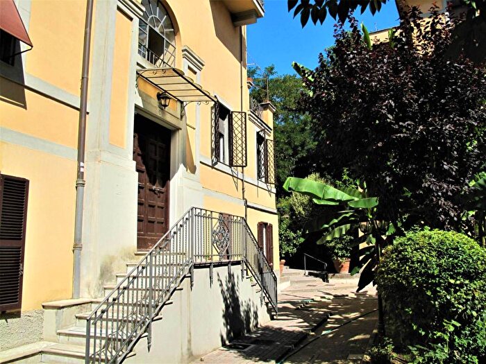 Appartamento trilocale in affitto in Via dei Duchi di Castro, Ponte Milvio, Roma