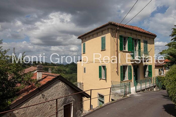 Casa quadrilocale in vendita in Morsasco