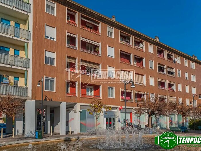 Appartamento trilocale in vendita in Via Giovanni Vittani, Milano