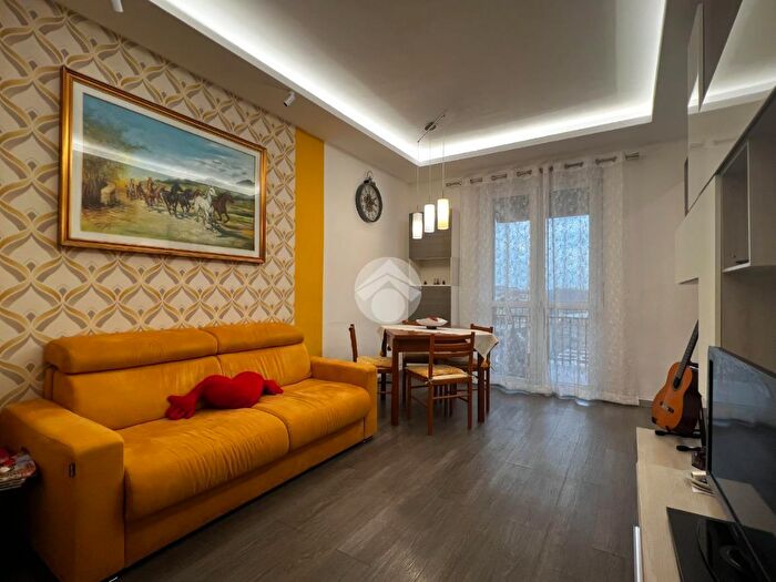 Appartamento trilocale in vendita in Via S Vincenzo, Moncalieri