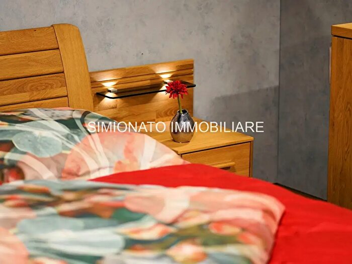 Appartamento trilocale in affitto in Via Martiri della Libertà, Spinea