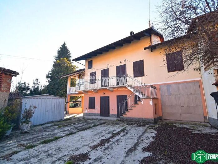 Casa con 6 locali in vendita in Borgata Montiglio, Rocca Canavese