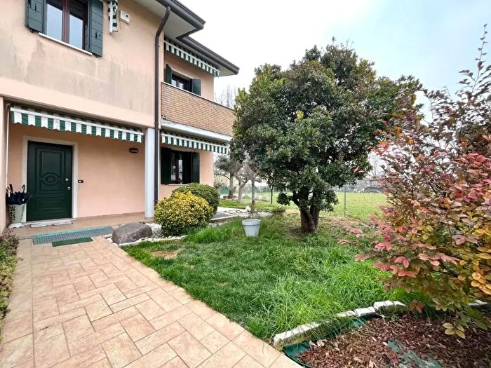 Casa quadrilocale in vendita in Via G Boccaccio, Ponte San Nicolo